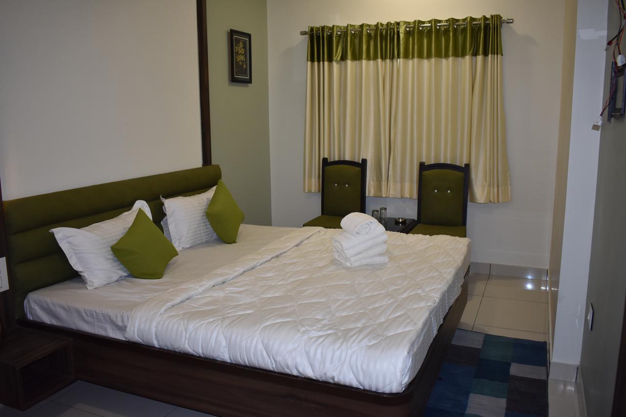 Hotel Shyam Palace Bhuj Zewnętrze zdjęcie