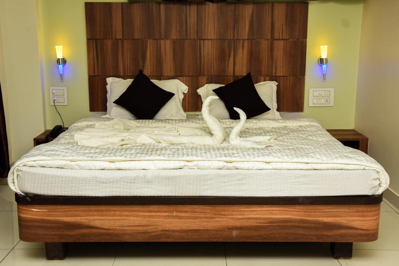 Hotel Shyam Palace Bhuj Zewnętrze zdjęcie